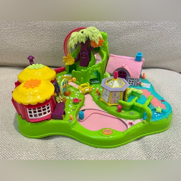 Blue Bird Other - Vintage 1997 Polly Pocket Magical Movin' Fairyland Playset (no figurines)